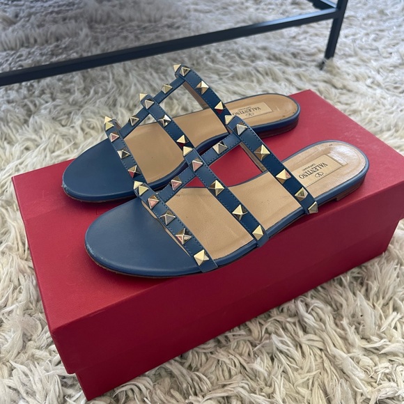 *sold* Valentino Rockstud Cage Sandals - Picture 3 of 8